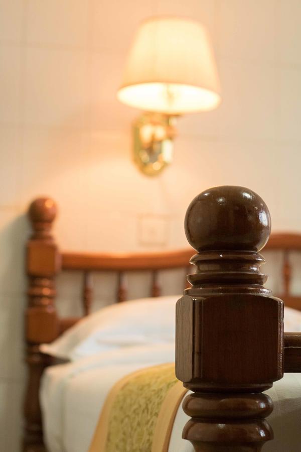 May Shan Hotel Rangoon Eksteriør billede