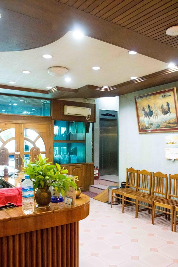 May Shan Hotel Rangoon Eksteriør billede