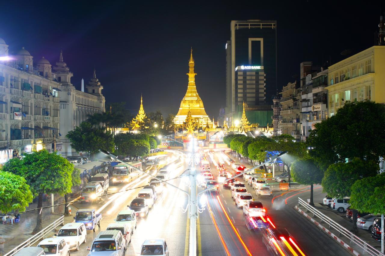 May Shan Hotel Rangoon Eksteriør billede