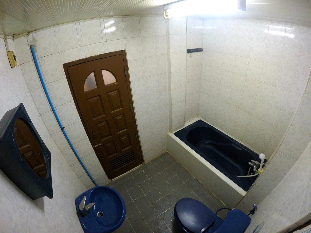 May Shan Hotel Rangoon Eksteriør billede